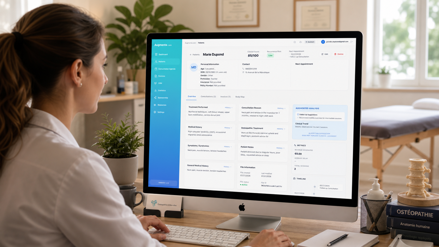 Interface Augmenta Care sur ordinateur, logiciel de gestion patient et de suivi pour professionnels de la médecine douce.